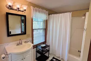 6835 Nc 183 Hwy, Newland, NC 28657 - Photo 14
