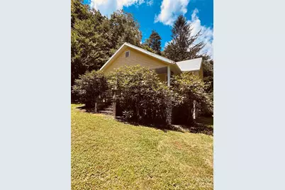 6835 Nc 183 Highway, Newland, NC 28657 - Photo 20
