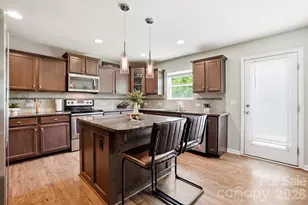 9413 Hanberry Blvd, Charlotte, NC 28213 - Photo 10