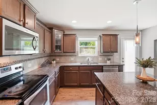 9413 Hanberry Blvd, Charlotte, NC 28213 - Photo 14