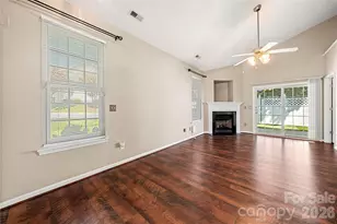 207 Dawn Mist Ln, Fort Mill, SC 29708 - Photo 4