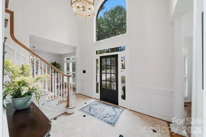 308 41st Avenue Place NW, Hickory, NC 28601 - Photo 4