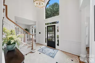 308 41st Ave Pl NW, Hickory, NC 28601 - Photo 4