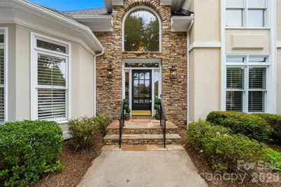 308 41st Avenue Place NW, Hickory, NC 28601 - Photo 2