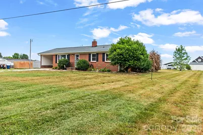 158 Baxter Road, Cherryville, NC 28021 - Photo 2