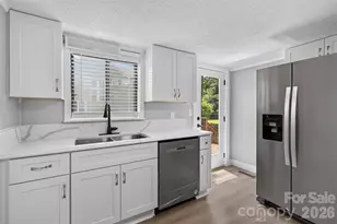 7040 Pear Tree Rd, Charlotte, NC 28216 - Photo 38