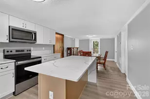 7040 Pear Tree Rd, Charlotte, NC 28216 - Photo 20