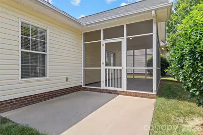 1017 Curry Way, Matthews, NC 28104 - Photo 4