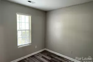 6617 Cedar Cliff Dr, Charlotte, NC 28216 - Photo 10
