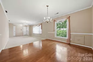 466 Shiloh Church Rd, Hickory, NC 28601 - Photo 8
