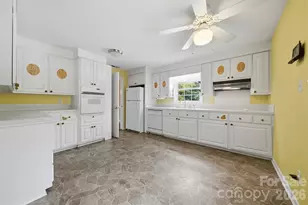 466 Shiloh Church Rd, Hickory, NC 28601 - Photo 14