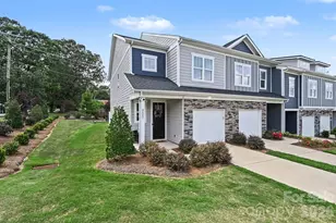 2647 Ruby Dixon Xing Dr, Gastonia, NC 28056 - Photo 2