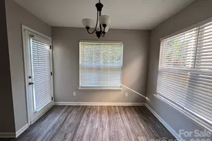 2638 Rozzelles Landing Dr, Charlotte, NC 28214 - Photo 10