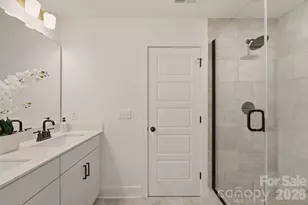 4039 Bass River Pkwy, Charlotte, NC 28217 - Photo 32