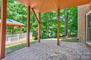 6015 Graburn's Ford Dr, Charlotte, NC 28269 - Photo 34