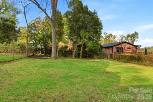 1642 Washington Ave, Charlotte, NC 28216 - Photo 38