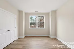 8927 Sharonbrook Dr, Charlotte, NC 28210 - Photo 30