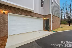 8927 Sharonbrook Dr, Charlotte, NC 28210 - Photo 1