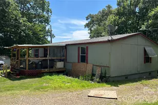 236 Forest Ln, Murphy, NC 28906 - Photo 1