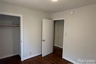 3721 Driftwood Dr, Charlotte, NC 28205 - Photo 8