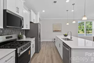 7685 Bainbridge Rd, Sherrills Ford, NC 28673 - Photo 8