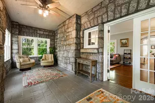 25 B Saint Dunstans Circle, Asheville, NC 28803 - Photo 10