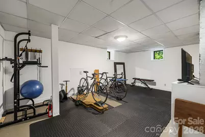 25 B Saint Dunstans Circle, Asheville, NC 28803 - Photo 22