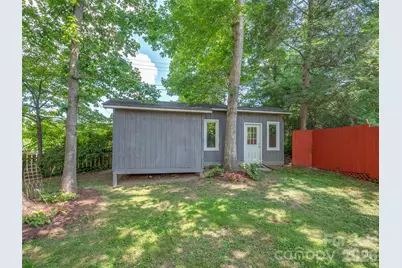 917 W Blue Ridge Road, East Flat Rock, NC 28726 - Photo 34