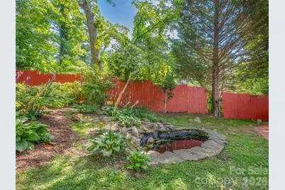 917 W Blue Ridge Road, East Flat Rock, NC 28726 - Photo 32