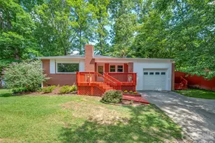 917 W Blue Ridge Rd, East Flat Rock, NC 28726 - Photo 1