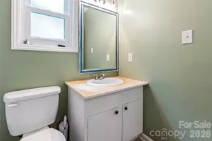 6100 Honeysuckle Ln, Charlotte, NC 28212 - Photo 30