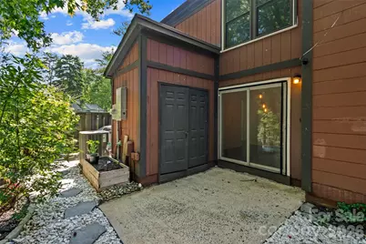 6100 Honeysuckle Lane, Charlotte, NC 28212 - Photo 34
