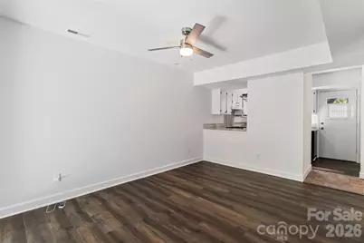 6100 Honeysuckle Lane, Charlotte, NC 28212 - Photo 10