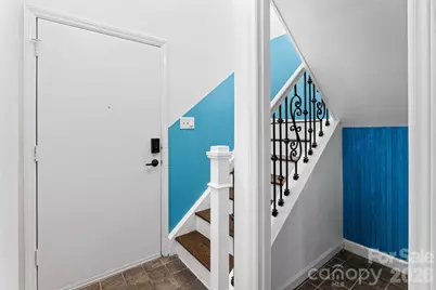 6100 Honeysuckle Lane, Charlotte, NC 28212 - Photo 4