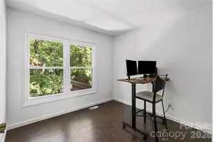 6100 Honeysuckle Ln, Charlotte, NC 28212 - Photo 28