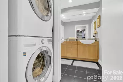 505 E 6th Street #701, Charlotte, NC 28202 - Photo 22