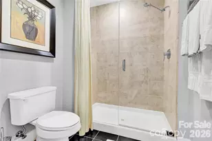 505 E 6th St, Charlotte, NC 28202 - Photo 24