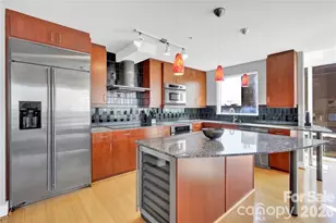 505 E 6th St, Charlotte, NC 28202 - Photo 12