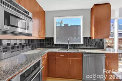 505 E 6th Street #701, Charlotte, NC 28202 - Photo 10