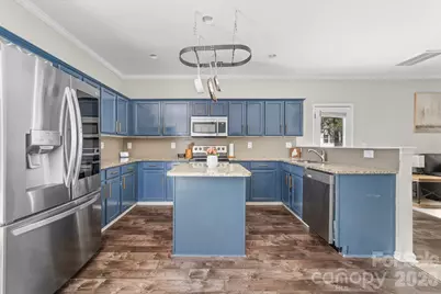 1525 Ladora Drive, Charlotte, NC 28262 - Photo 10