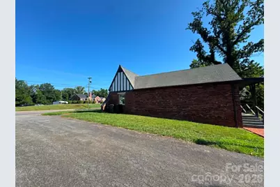 656 N Bridge Street, Elkin, NC 28621 - Photo 8