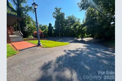 656 N Bridge Street, Elkin, NC 28621 - Photo 10