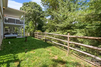 9081 Pittmans Gap Road, Newland, NC 28657 - Photo 38