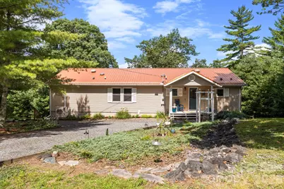 9081 Pittmans Gap Road, Newland, NC 28657 - Photo 2
