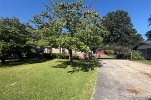 1228 Westover Cir, Rock Hill, SC 29732 - Photo 2