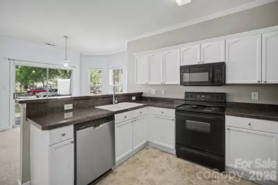 5604 Santeelah Court, Charlotte, NC 28217 - Photo 4