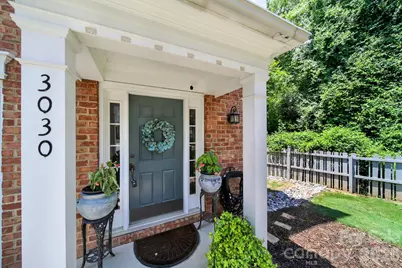 3030 Castleberry Court, Charlotte, NC 28209 - Photo 2