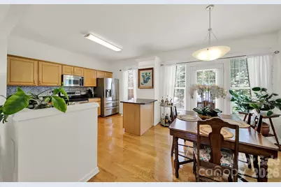 3030 Castleberry Court, Charlotte, NC 28209 - Photo 8