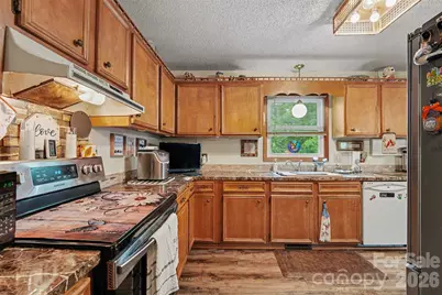 1446 32nd Street Court NE, Conover, NC 28613 - Photo 10