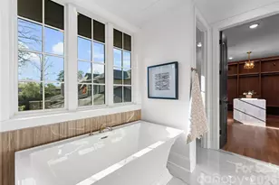 154 N Canterbury Rd, Charlotte, NC 28211 - Photo 28